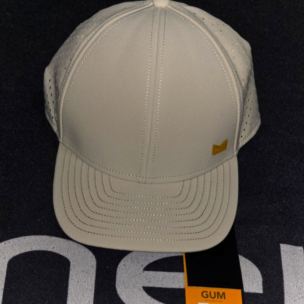 Melin Hydro A-Game Gum Collection Natural Small Size Hat